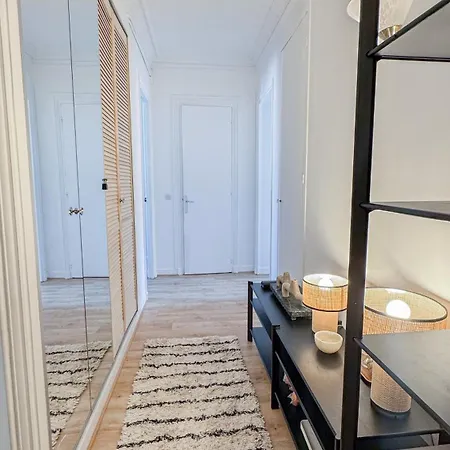 Etoile - 2 Personnes - Luxe Proche Metro - Direct Paris Neuilly-sur-Seine