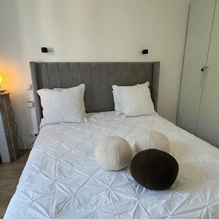 Etoile - 2 Personnes - Luxe Proche Metro - Direct Paris * Neuilly-sur-Seine