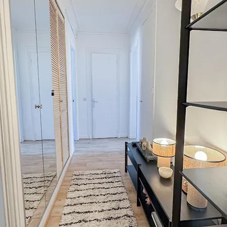 Apartment Etoile - 2 Personnes - Luxe Proche Metro - Direct Paris